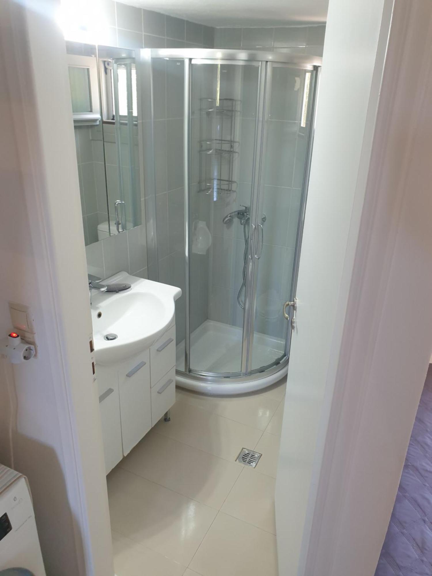 Aeolus Pool Apts パレカストロ エクステリア 写真
